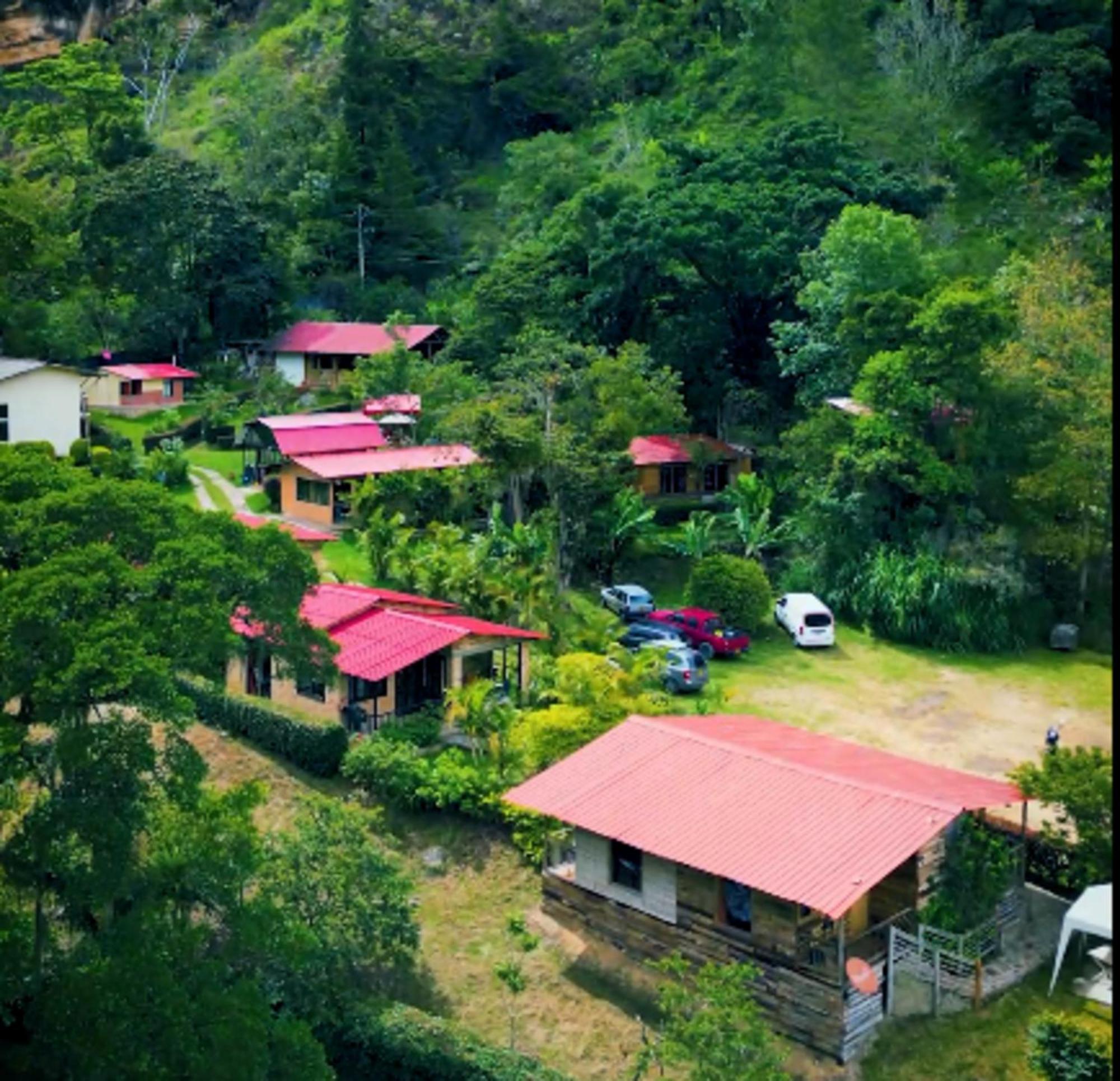 Hotel Campestre Rocas Del Paraiso Machetá Exterior photo